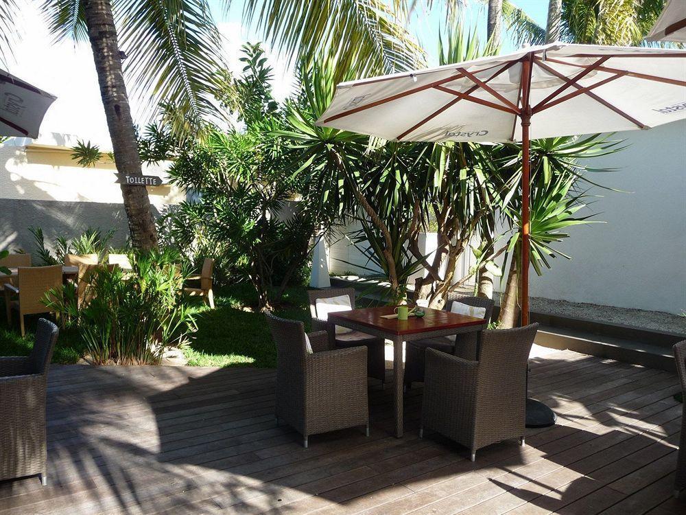 Esprit Libre Restaurant & Guest House Grand Baie Exteriör bild