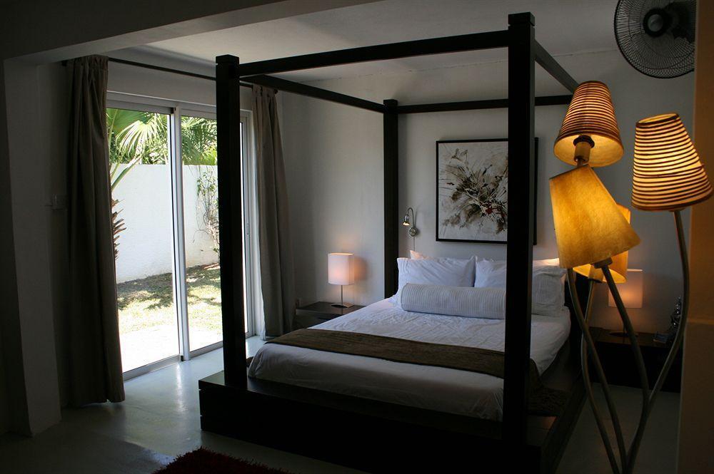 Esprit Libre Restaurant & Guest House Grand Baie Exteriör bild