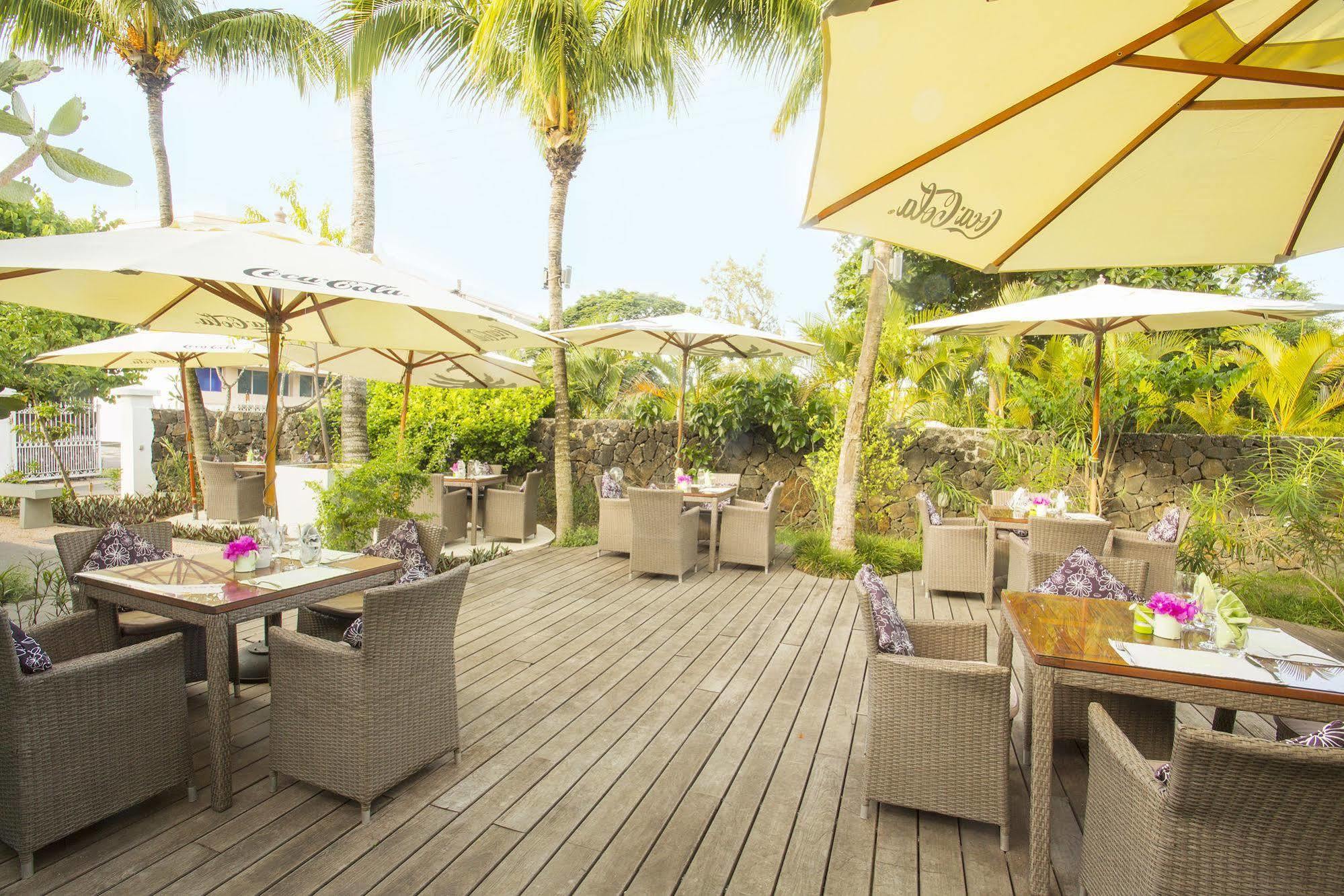 Esprit Libre Restaurant & Guest House Grand Baie Exteriör bild